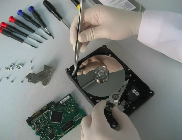 Восстановление информации с жесткого диска в Лотошино