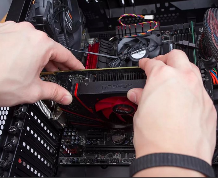 замена видеокарты на компьютере в Лотошино