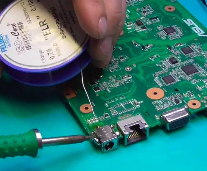 Замена разъема питания ноутбука в Лотошино